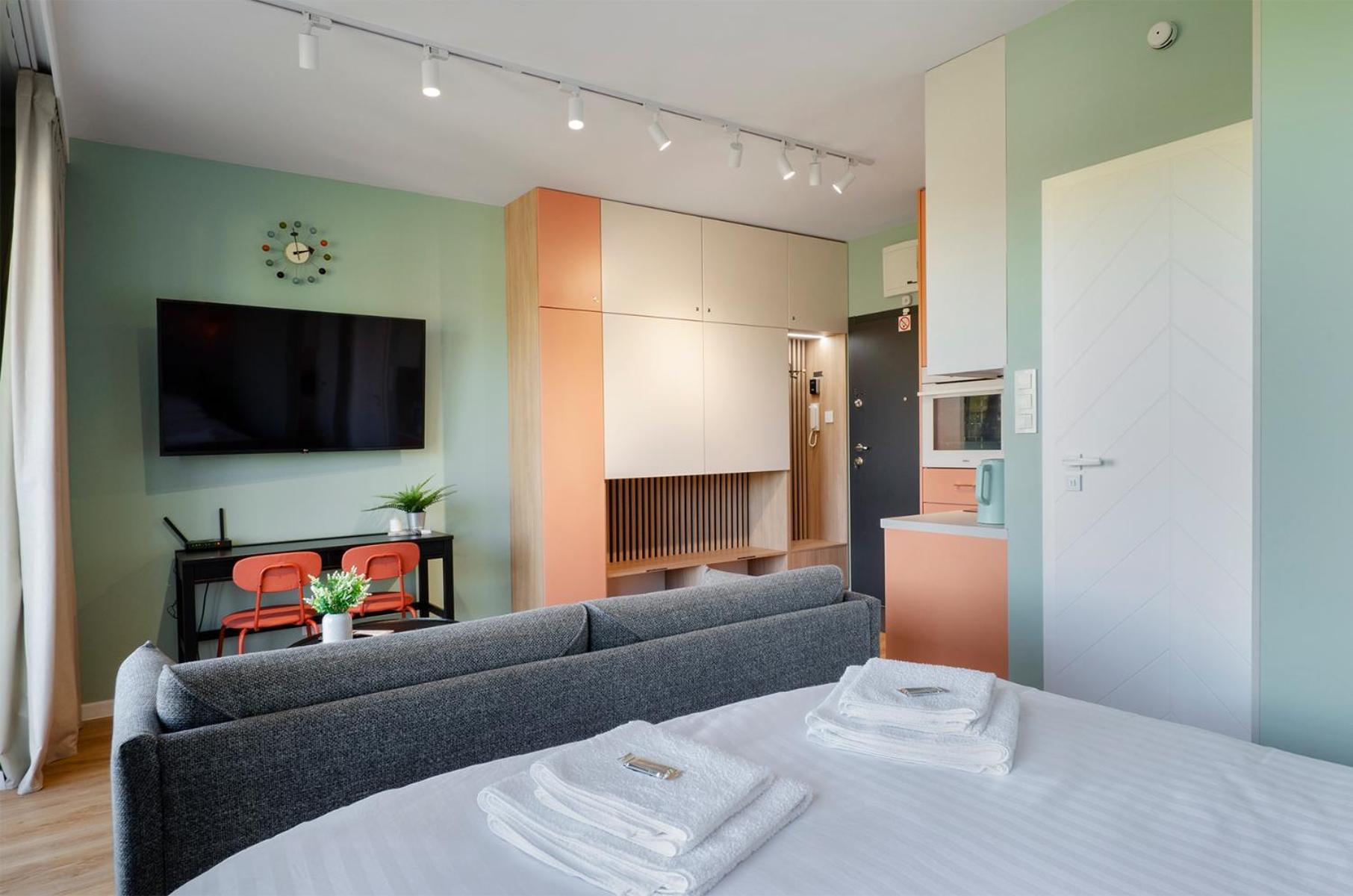 Queen Size Bed - Apartament Obok Manufaktury W Centrum Lodzi - Parking Gratis!!! Exterior foto